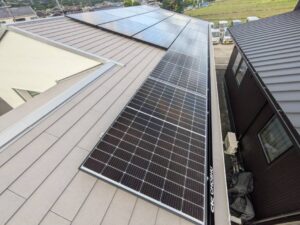 佐世保市　H様邸【新築時】太陽光発電システム(長州産業：CS-340B81)設置工事　スレートアンカー工法